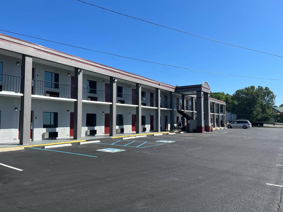 Red Roof Inn Kimball, TN - I-24 Image