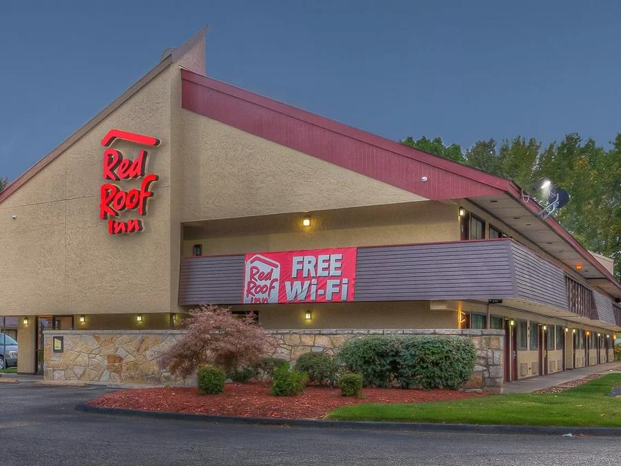 Red Roof Inn Memphis East Exterior Property Image Details