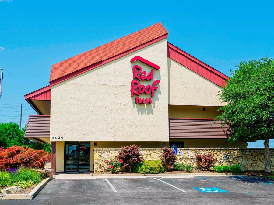 Red Roof Inn Chesapeake Conference Center exterior image