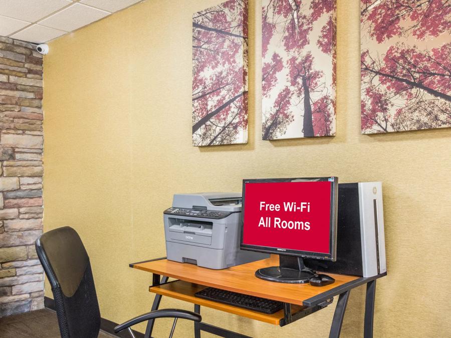 Red Roof Inn Cincinnati Airport–Florence/Erlanger Business Center Image