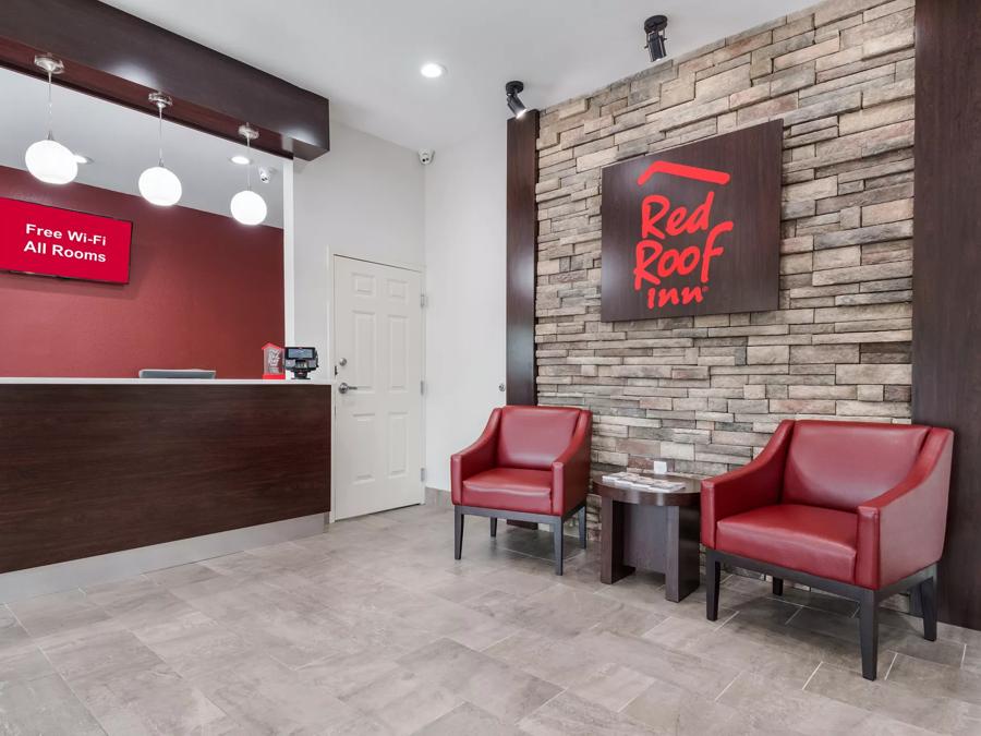 Red Roof Inn Houston - Spring North Front Desk and Lobby Image