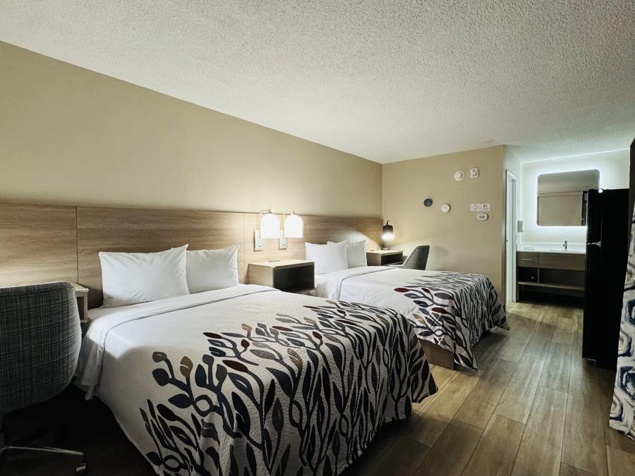 Red Roof Inn Perryville Superior 2 Full Beds with Kitchenette Non-Smoking Image