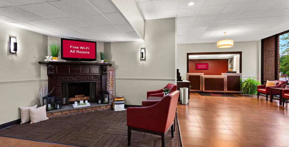 Cheap, Pet Friendly Hotel | Red Roof Inn Norwich