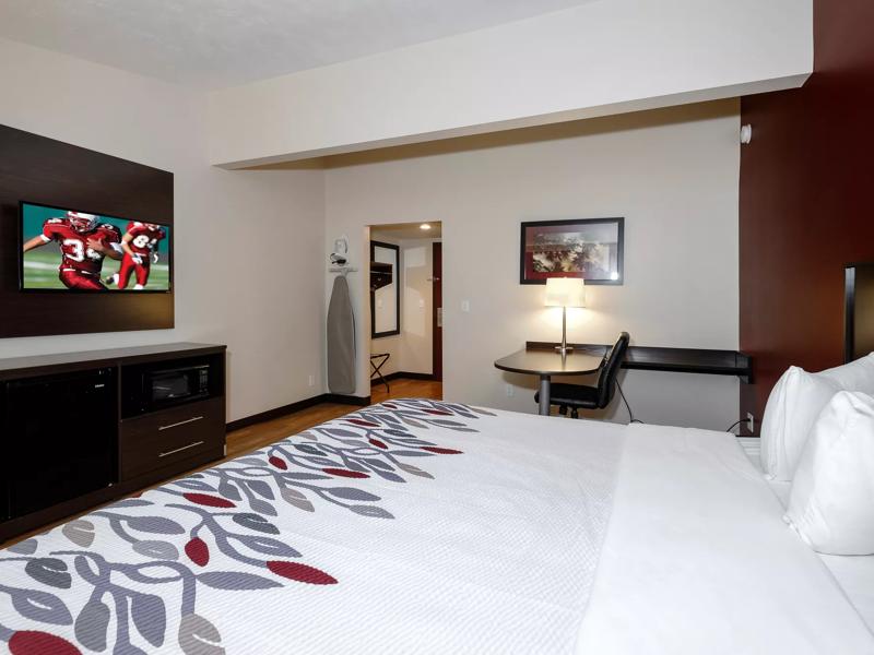 hotel room - double room - Rest easy in our renovated rooms