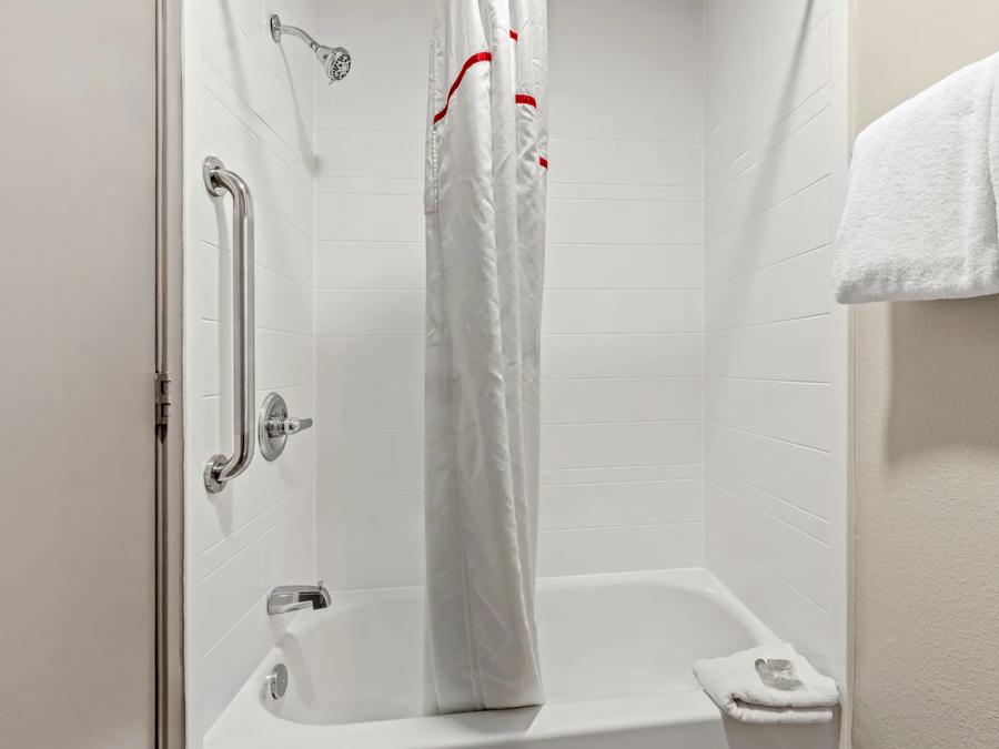 RRI250_Bathroom 1 PRO Approved 2-3-25 Image