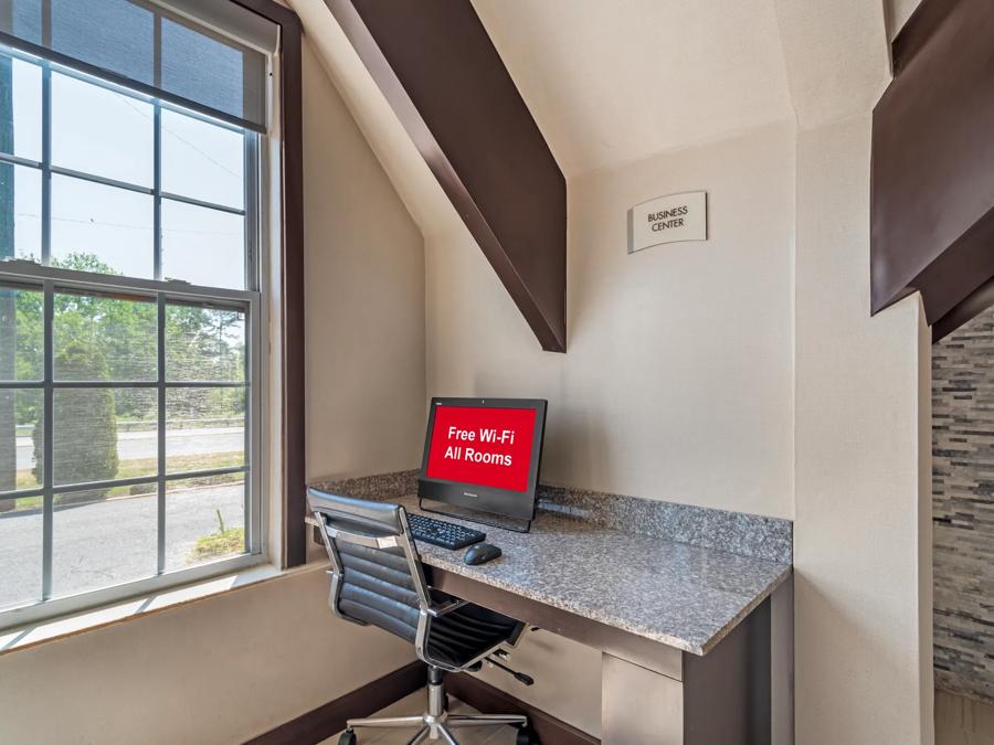 RRI1433_Buisness Center Room Amenity 1 PRO Approved 6-8-26 Image