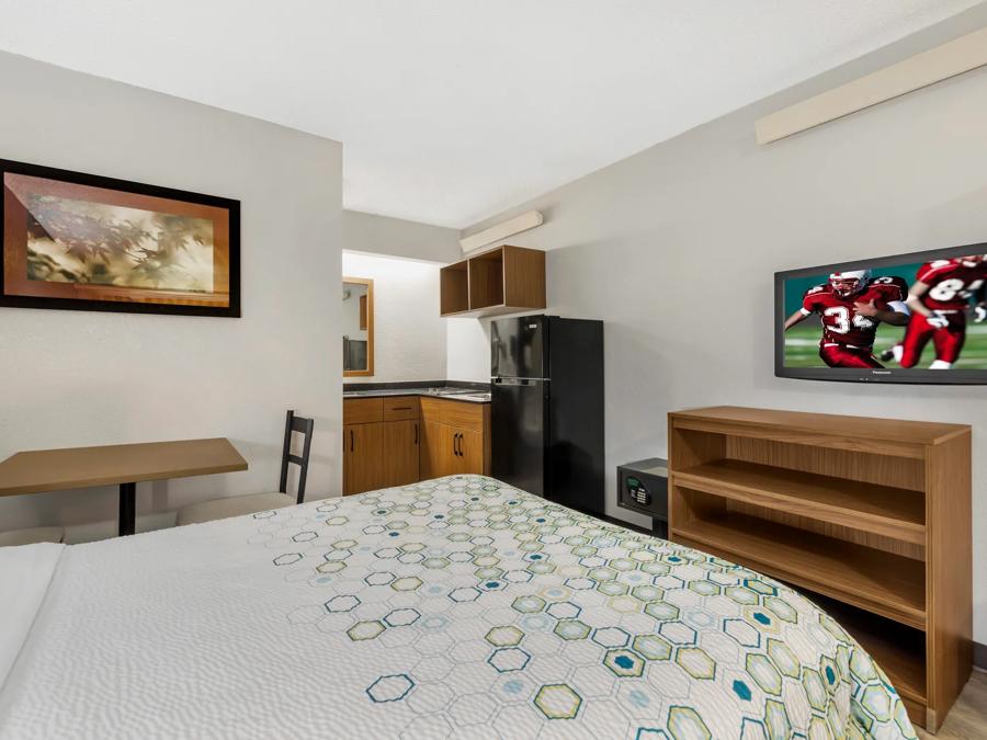 HTS1518_NS Studio 2Full 4 PRO Approved 1-21-26_NE2F_4 image