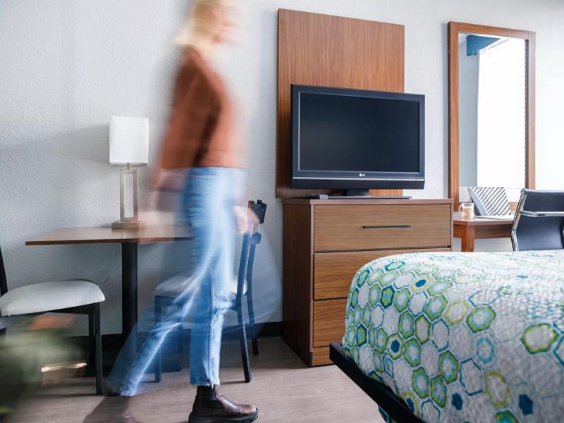 woman in hotel room