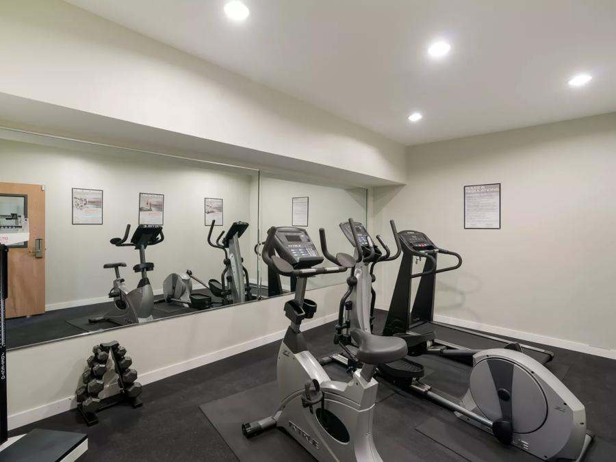 Red Roof Inn & Suites Carrollton, GA–West Georgia Fitness Facility Image