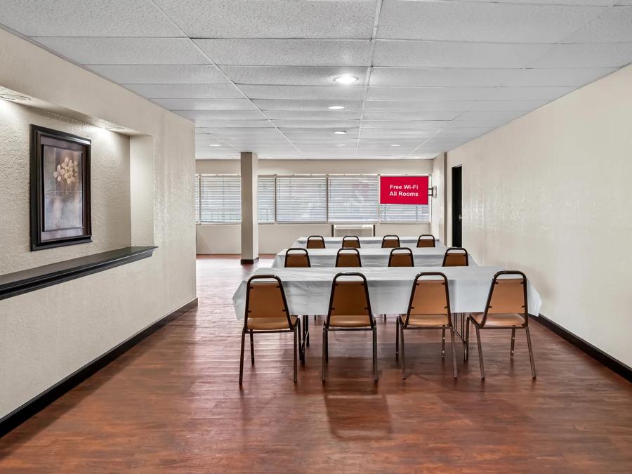 RRI736_Meeting Area 1 PRO Approved 9-11-25 Image