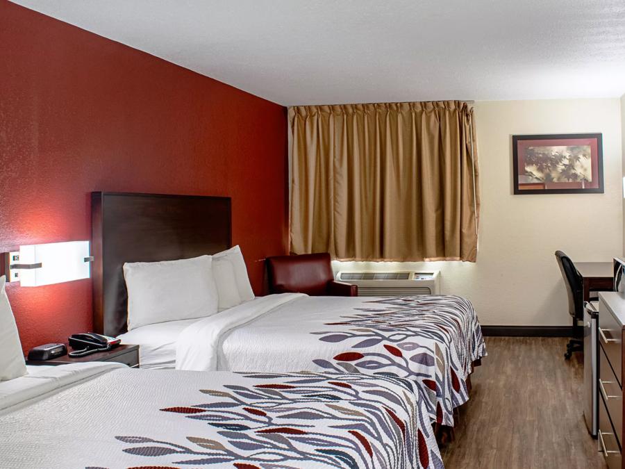 Red Roof Inn & Suites Middletown - Franklin Double Bed Room Image