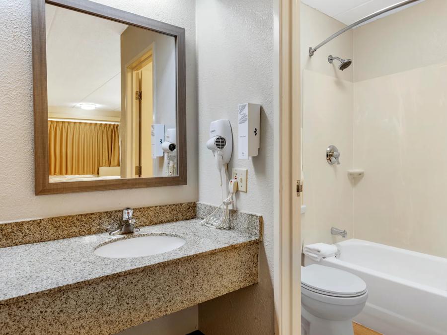 RRI137_Bathroom 2 PRO Approved 12-15-25 image