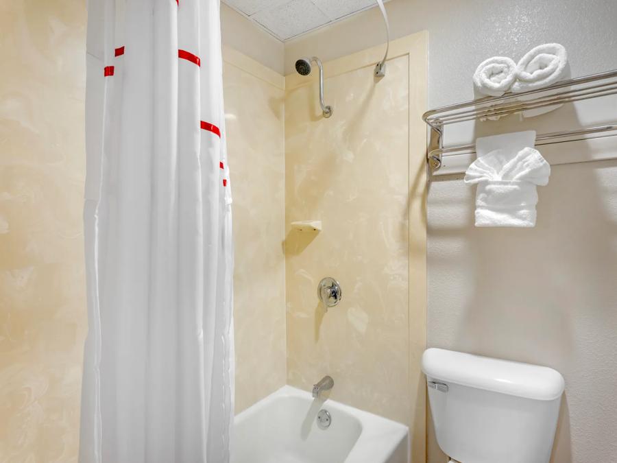 RRI1450_Bathroom 3 PRO Approved 4-2-25 Image