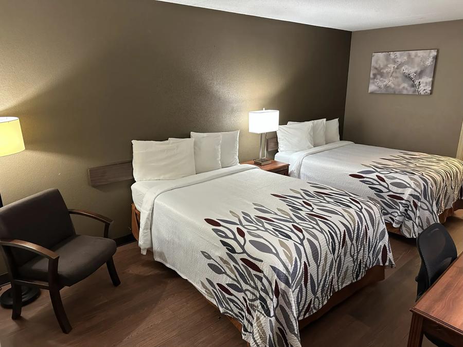 Deluxe 2 Full Beds Non-Smoking Image