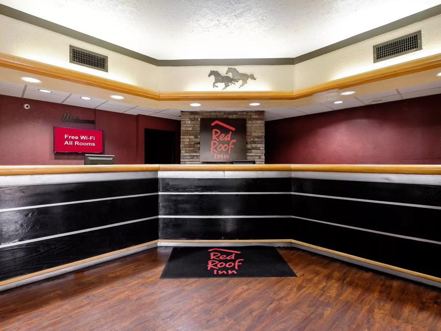 Red Roof Inn Hot Springs Lobby Area Image