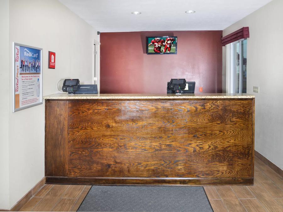 Red Roof Inn Paducah  Front Desk Image