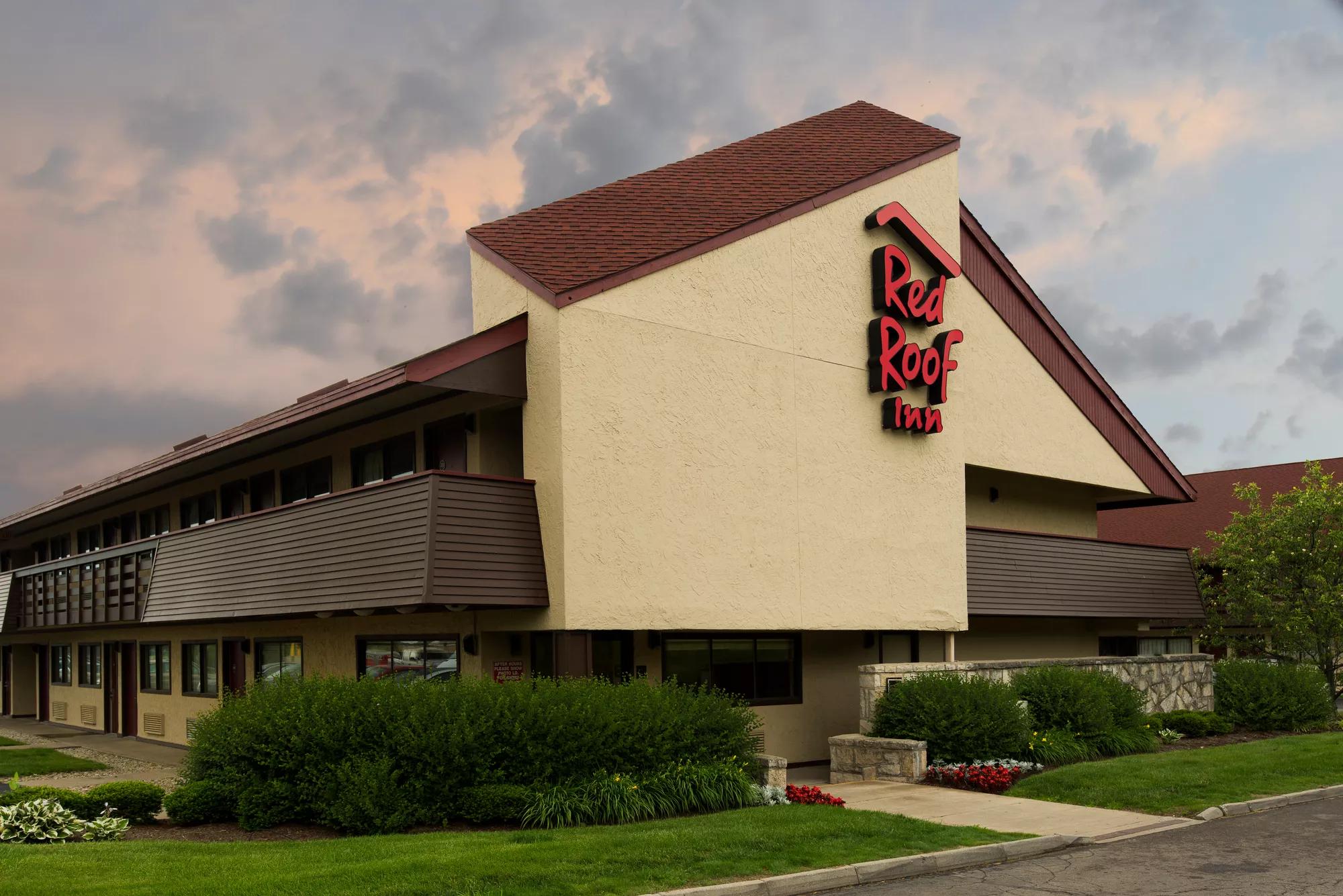 Red Roof Inn Dayton North Airport Property Exterior Image
