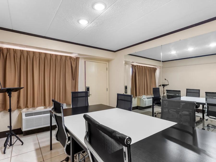 RRI199_Meeting Room PRO Approved 12-2-25 Image