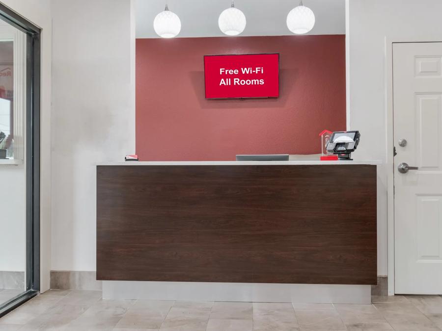 1014-front desk-01 image
