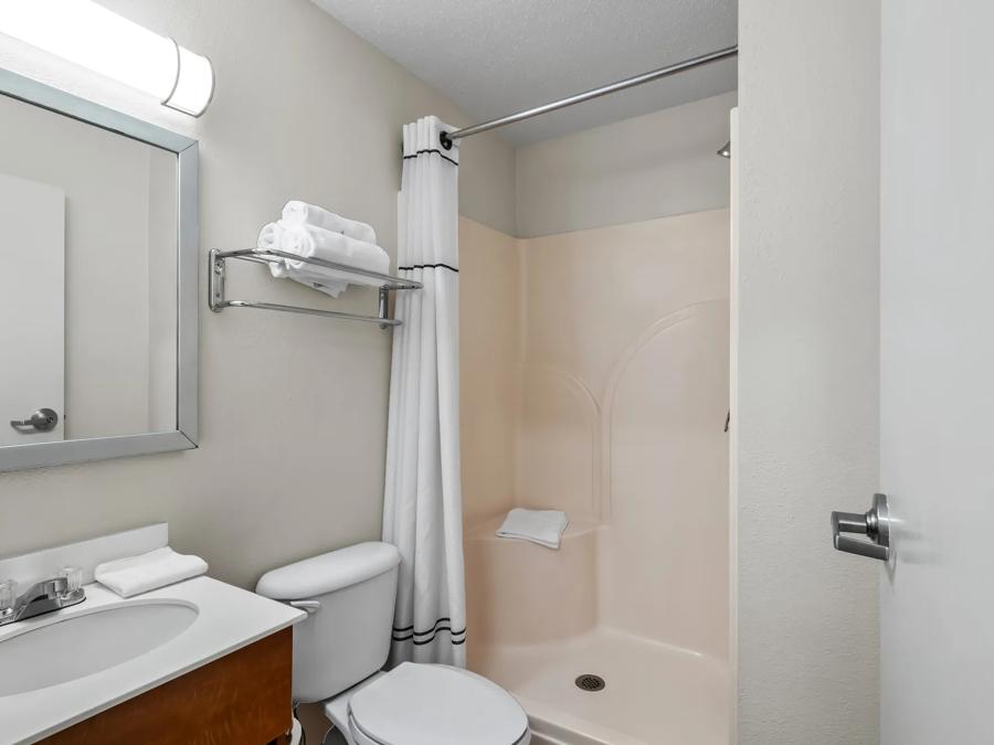 HTS1022_Bathroom 2 PRO Approved 7-10-25 Image