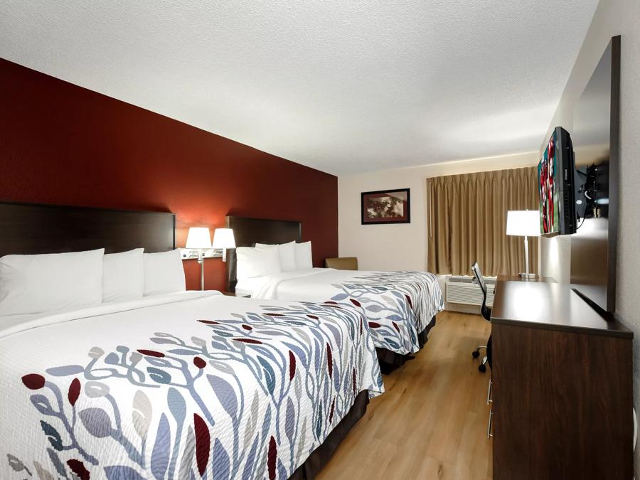 Red Roof Inn Hillsville Deluxe 2 Queen Beds Smoke Free Image