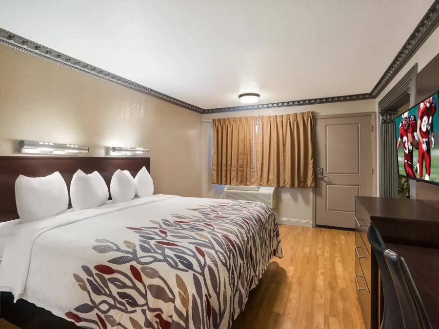 689-King-Suite-4 (2.13.23) Image