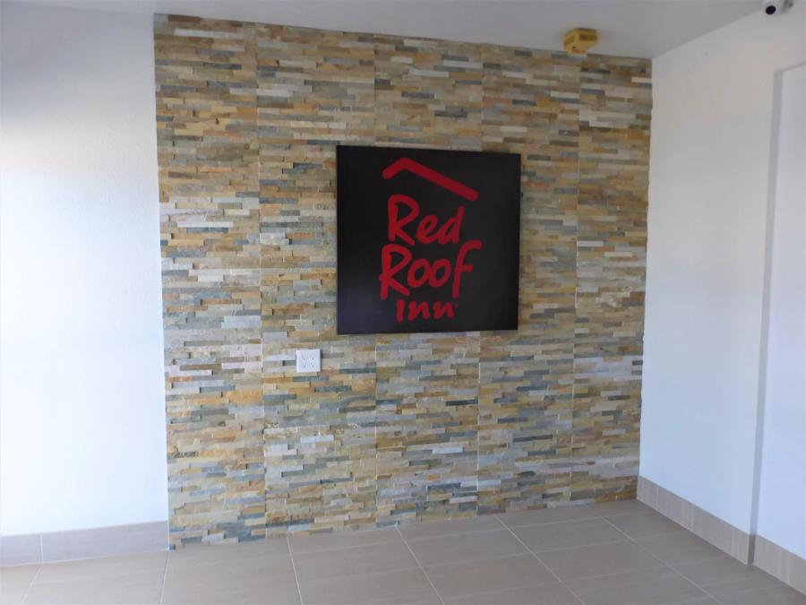 Red Roof Inn Houston - Jersey Village Lobby Image