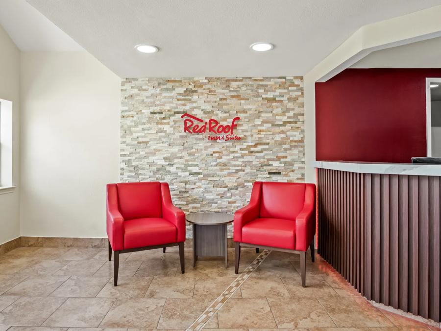 Red Roof Inn & Suites Euless - DFW Airport Southwest