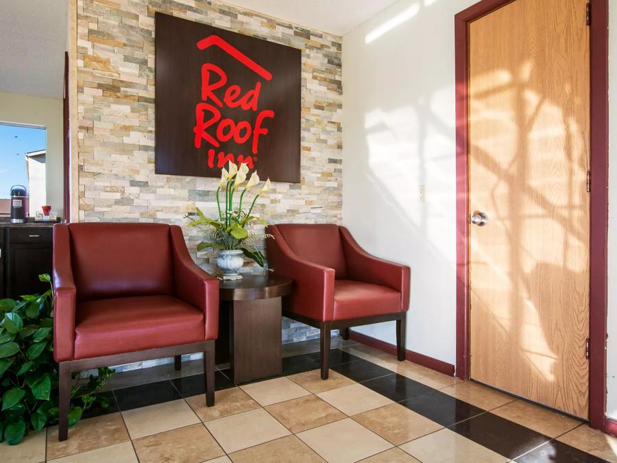 Red Roof Inn Vincennes Lobby Property Image Details