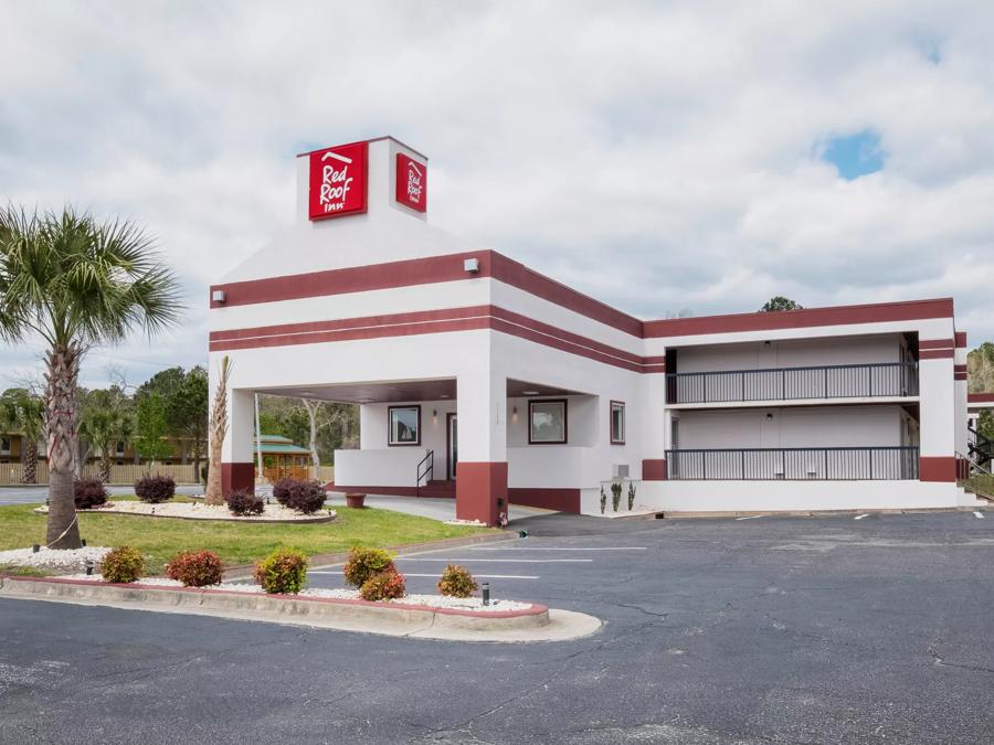 Red Roof Inn Walterboro Image