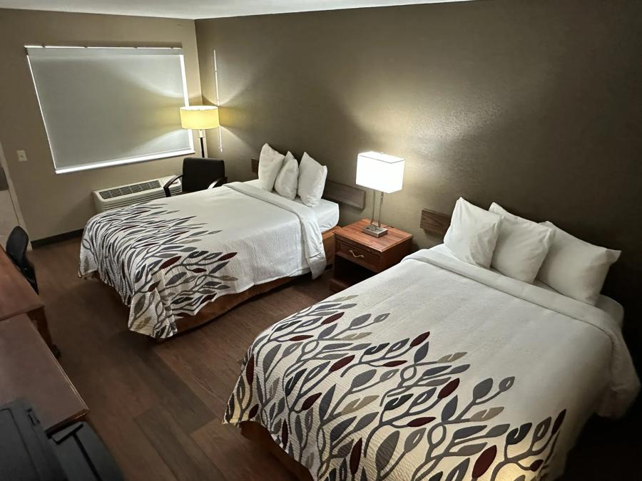 Deluxe 2 Full Beds Non-Smoking Image